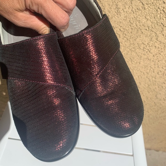 Alegria LAU-869 wine glittery leather shoe size 9 ( European 39) - Picture 8 of 14